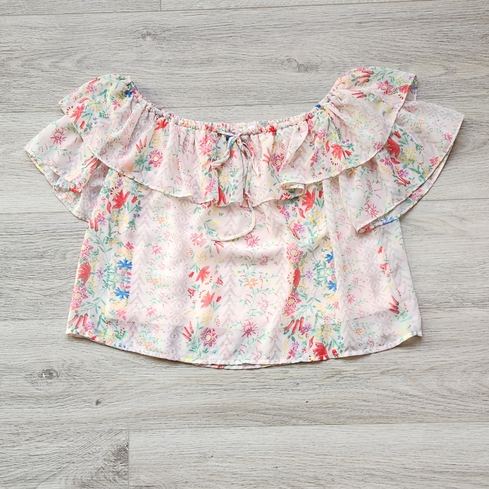 On The Road Pink Floral Shirt Womens Size Medium Ruffle Layered Top Summer